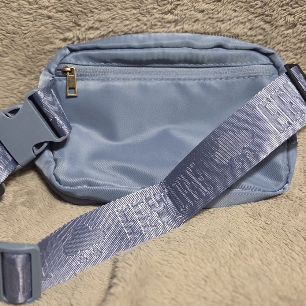 Disney/Bioworld Piglet & Eeyore Waist/corssbody Bag BNWT. - Picture 6 of 6